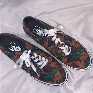 Tropical print Vans
